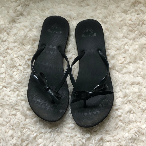 Roxy bow flip flops 8 - Picture 1 of 3